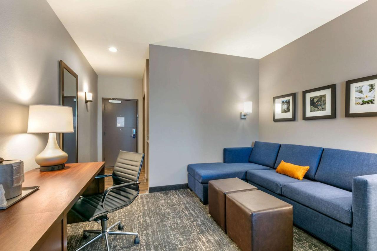 Comfort Suites North Tupelo Zewnętrze zdjęcie