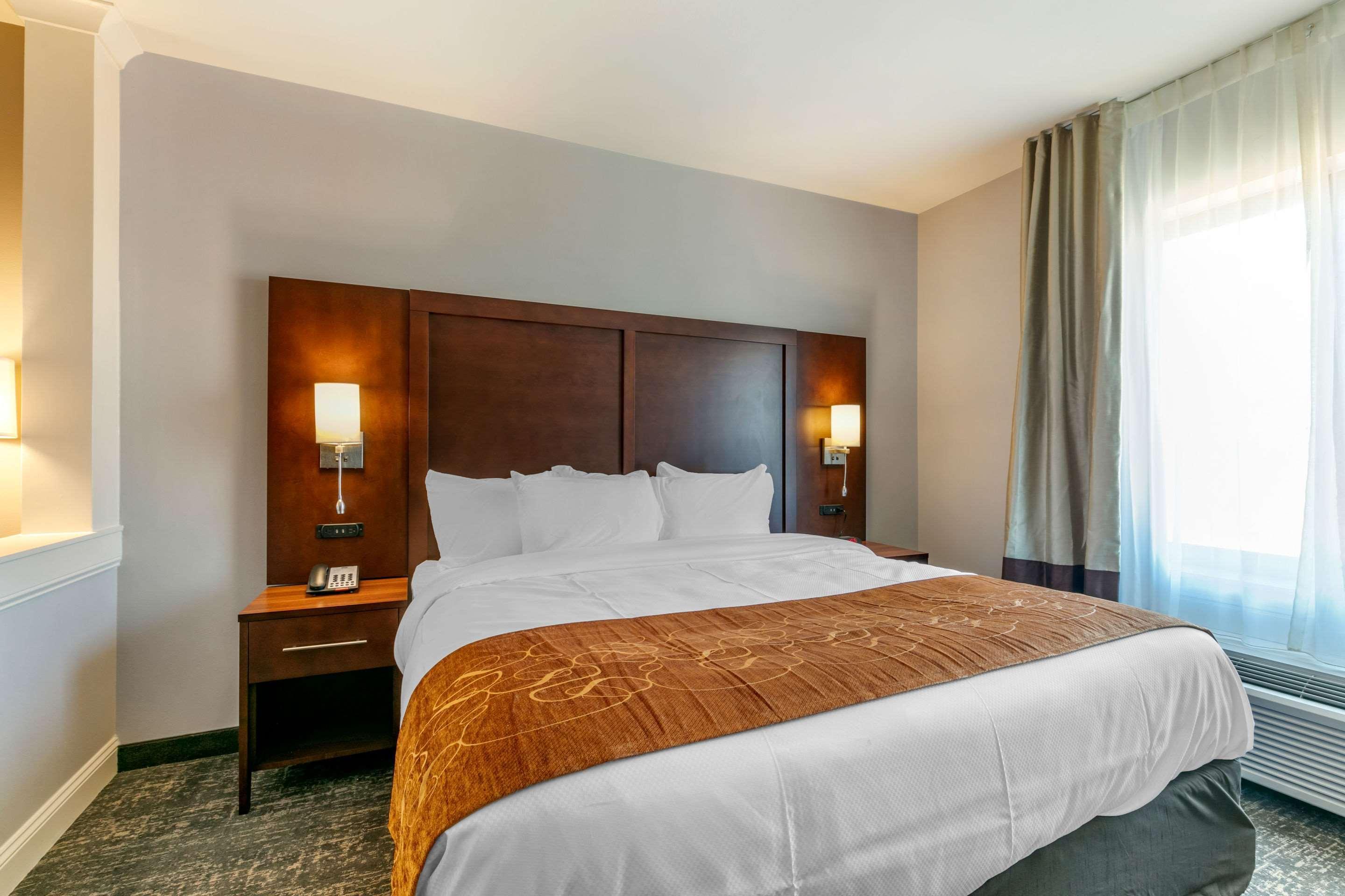 Comfort Suites North Tupelo Zewnętrze zdjęcie